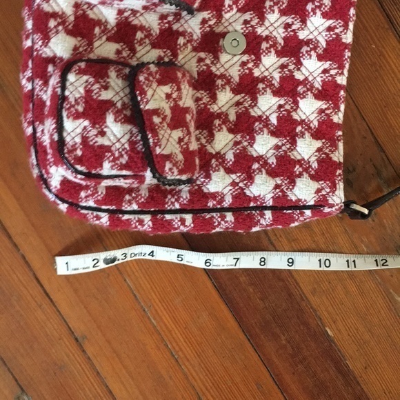 Vera Bradley red/white/ black shoulder bag - Picture 9 of 10